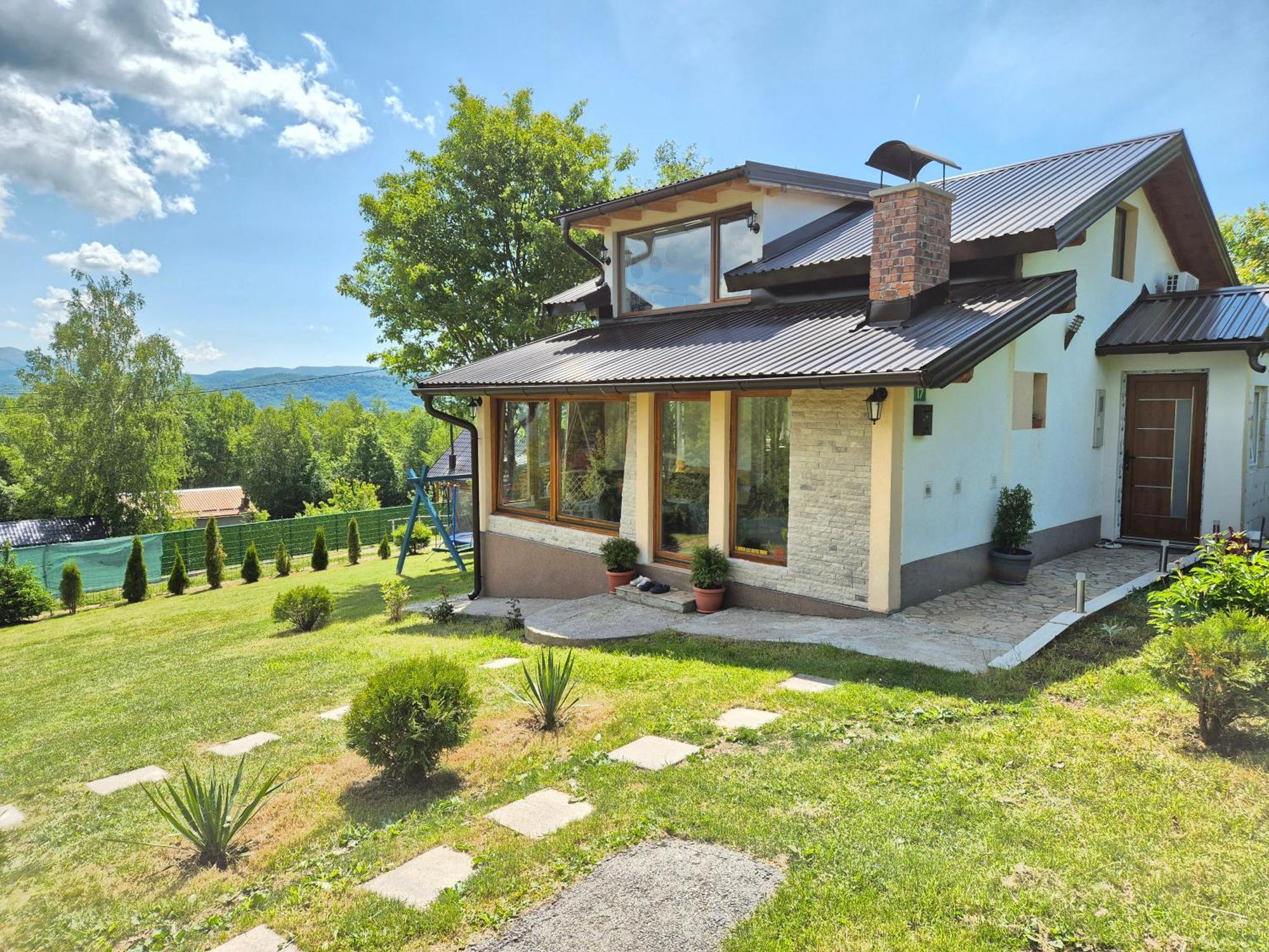 Mountain house Brutusi17 Villa Trnovo Buitenkant foto